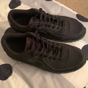 Mens Nike Airmax 90’s, size 11
